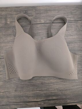 Victoria's Secret Smooth Wireless Bra - Taupe